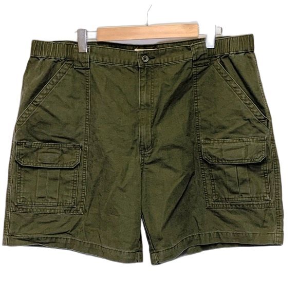 Savane Olive Green Elastic Waist 7.5" Inseam Cargo Shorts Size 40 - Picture 1 of 8